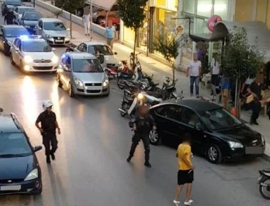 Εικόνες-σοκ από την αιματηρή σύλληψη Αιγύπτιου στην Καλαμάτα - Είχε μαχαιρώσει αστυνομικό!